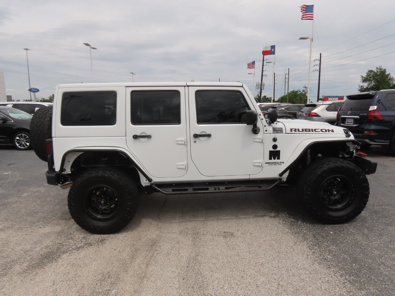 used 2016 Jeep Wrangler Unlimited car, priced at $19,999