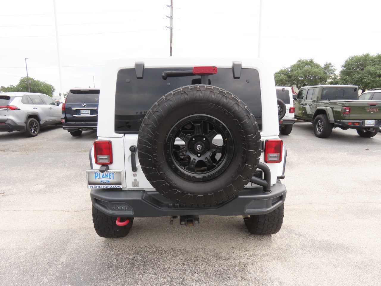 used 2016 Jeep Wrangler Unlimited car, priced at $19,999