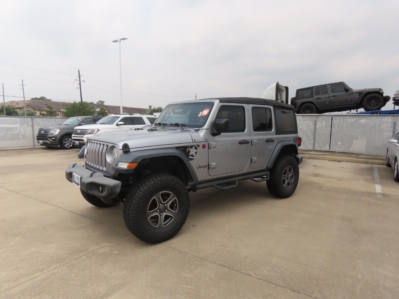 used 2018 Jeep Wrangler Unlimited car, priced at $21,999