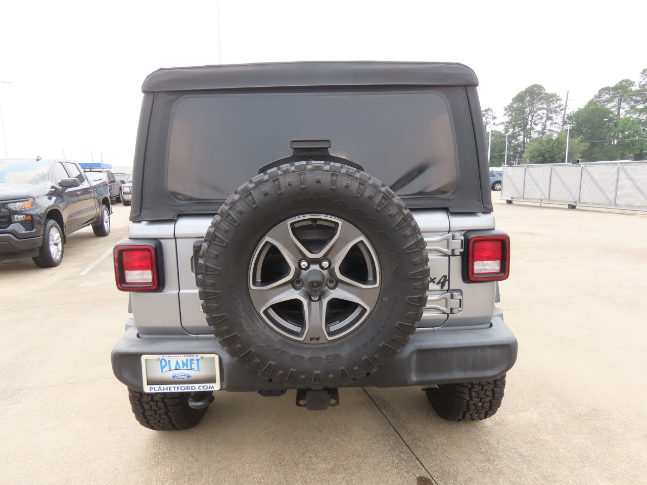 used 2018 Jeep Wrangler Unlimited car, priced at $21,999