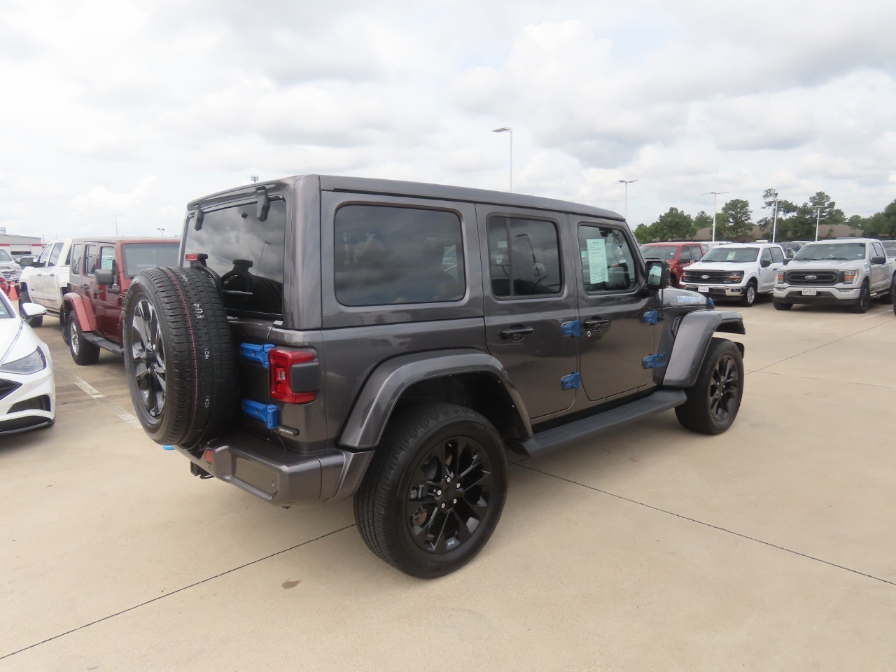 2021 Jeep Wrangler 4xe photo 11 of 32