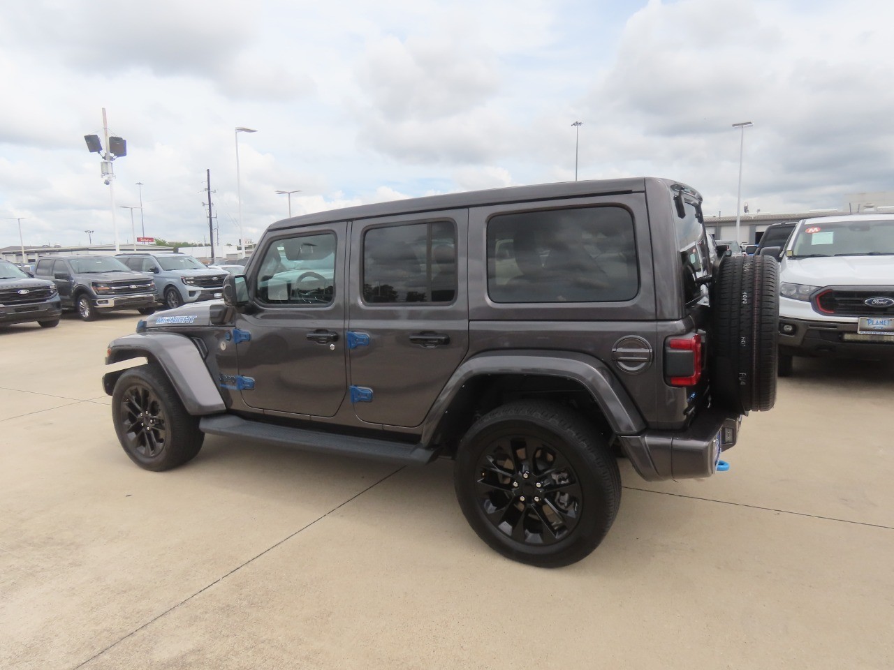 2021 Jeep Wrangler 4xe photo 16 of 32