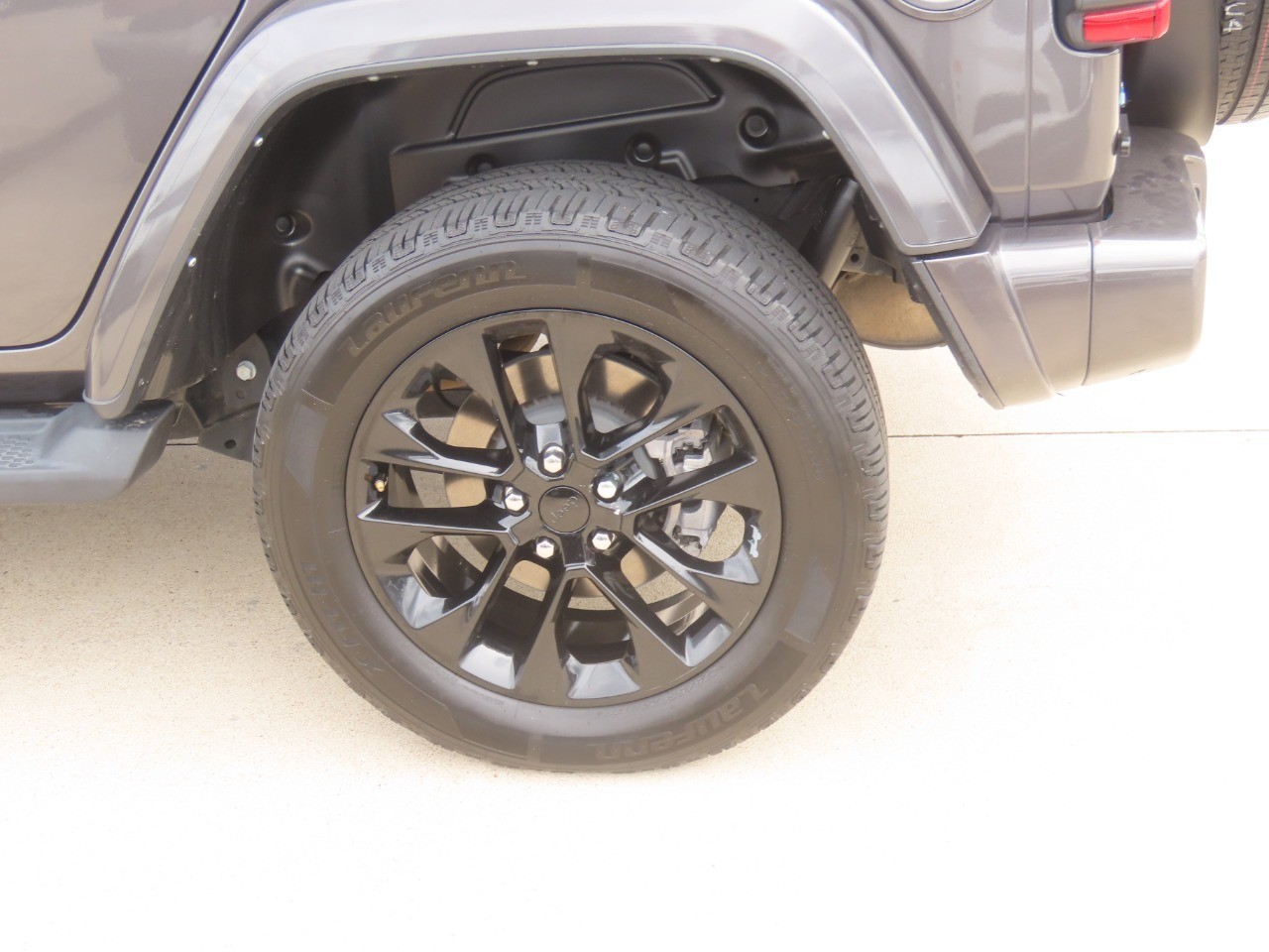 2021 Jeep Wrangler 4xe photo 17 of 32