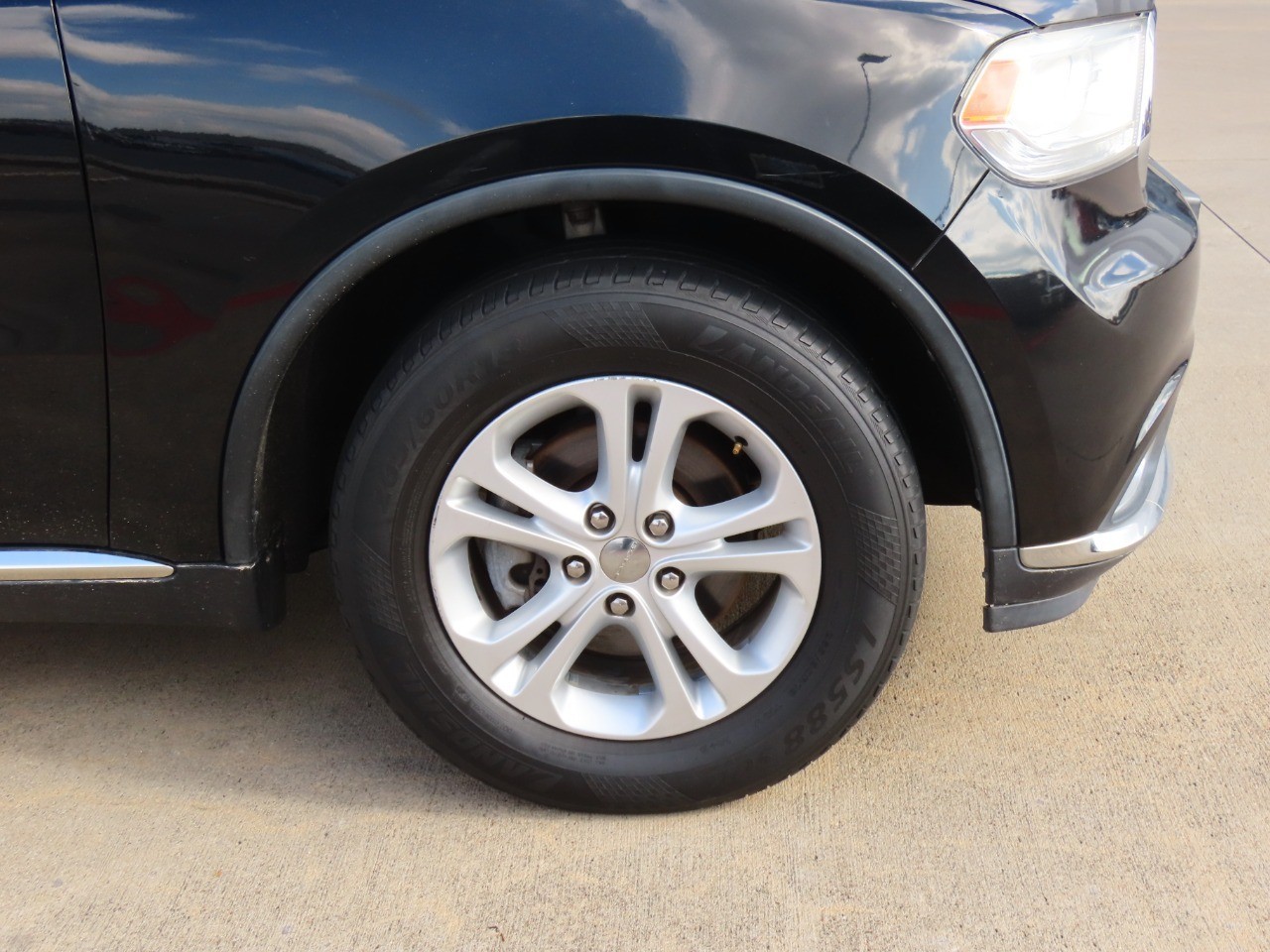 2017 Dodge Durango SXT - 8