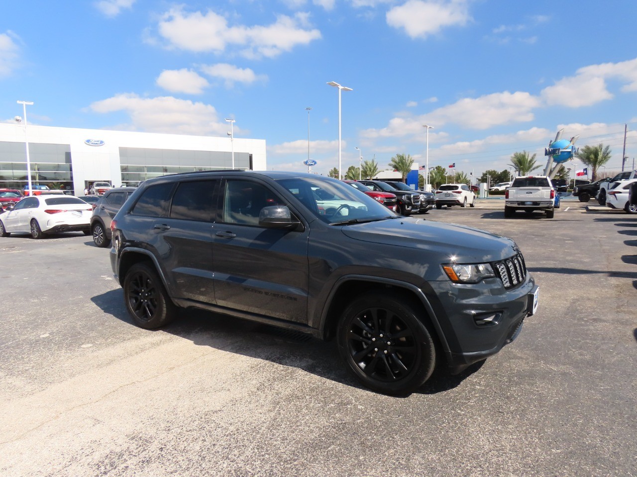 used 2018 Jeep Grand Cherokee car, priced at $13,999