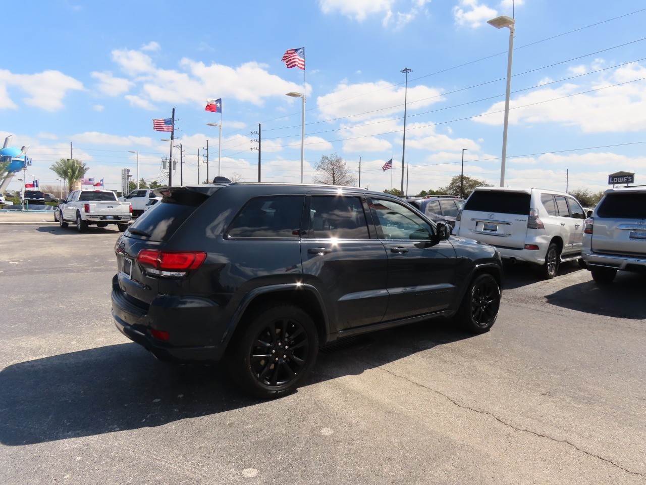 used 2018 Jeep Grand Cherokee car, priced at $13,999