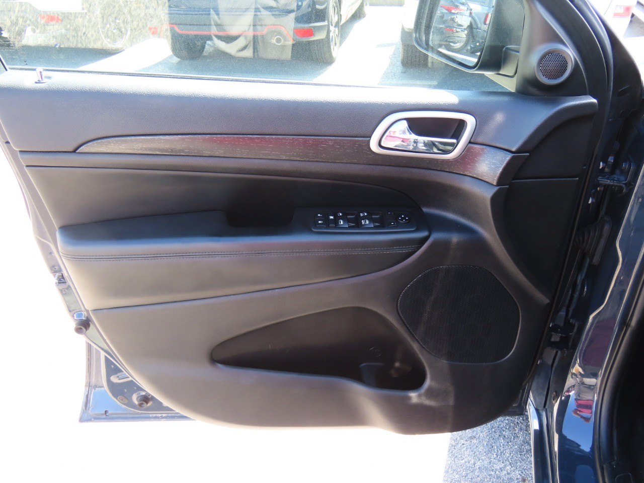 used 2018 Jeep Grand Cherokee car, priced at $13,999