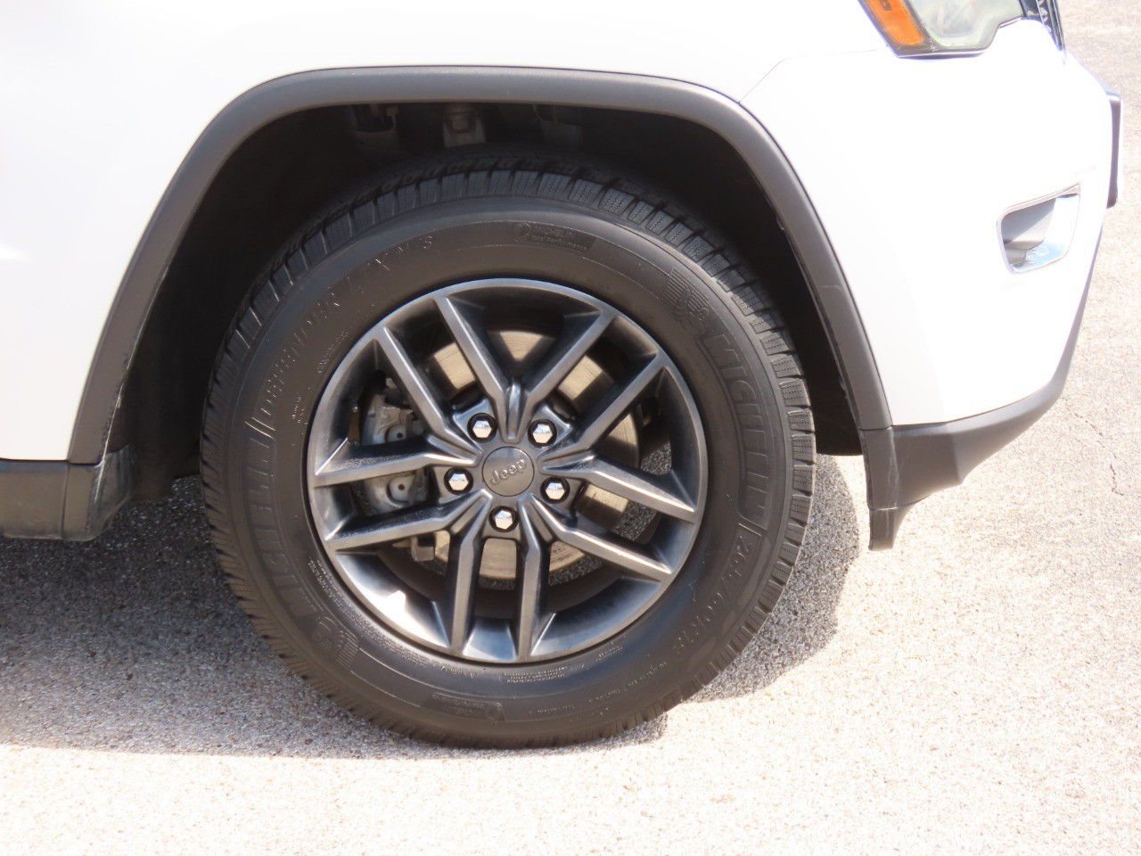 used 2018 Jeep Grand Cherokee car, priced at $8,999