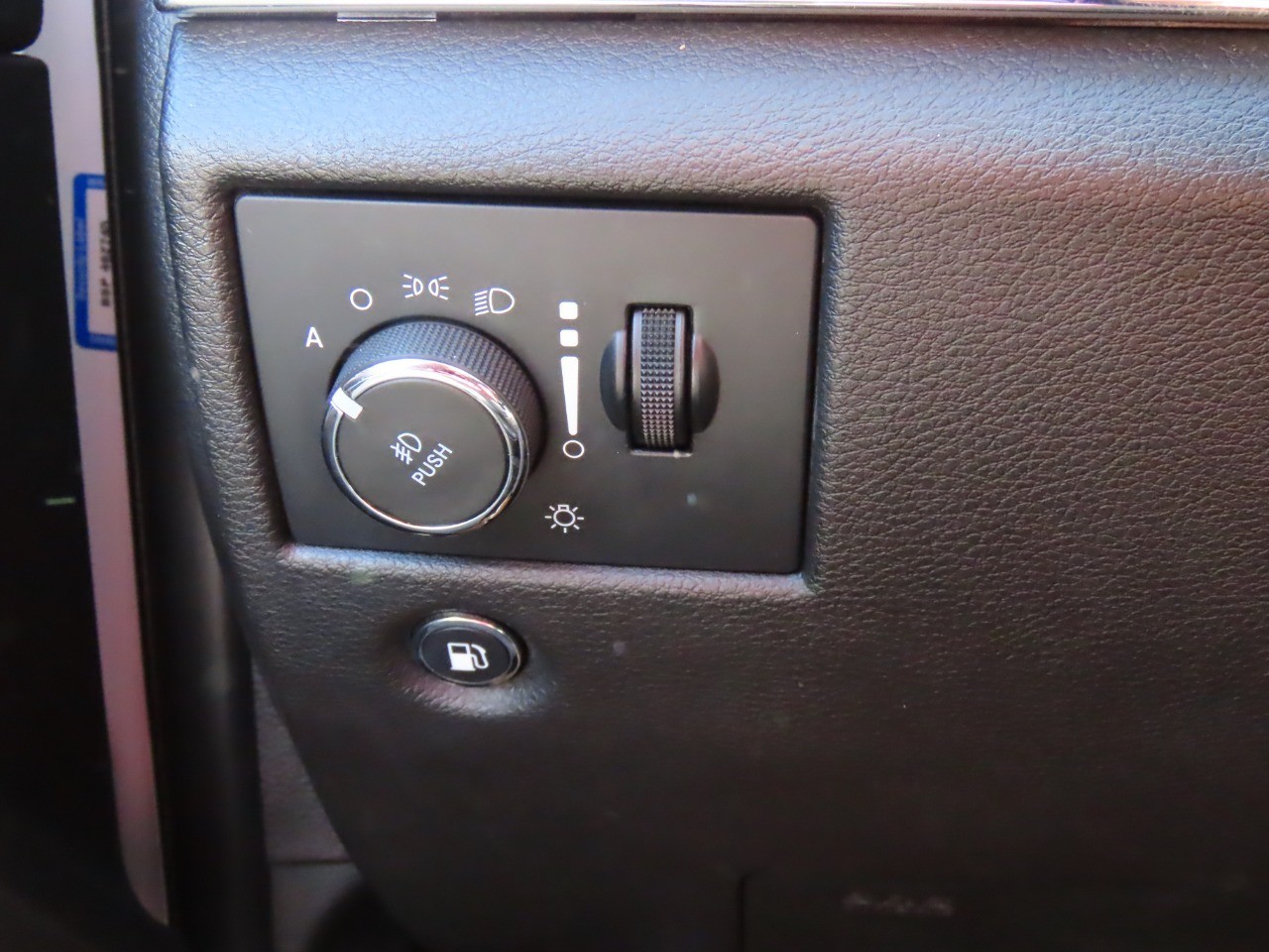 used 2018 Jeep Grand Cherokee car, priced at $8,999