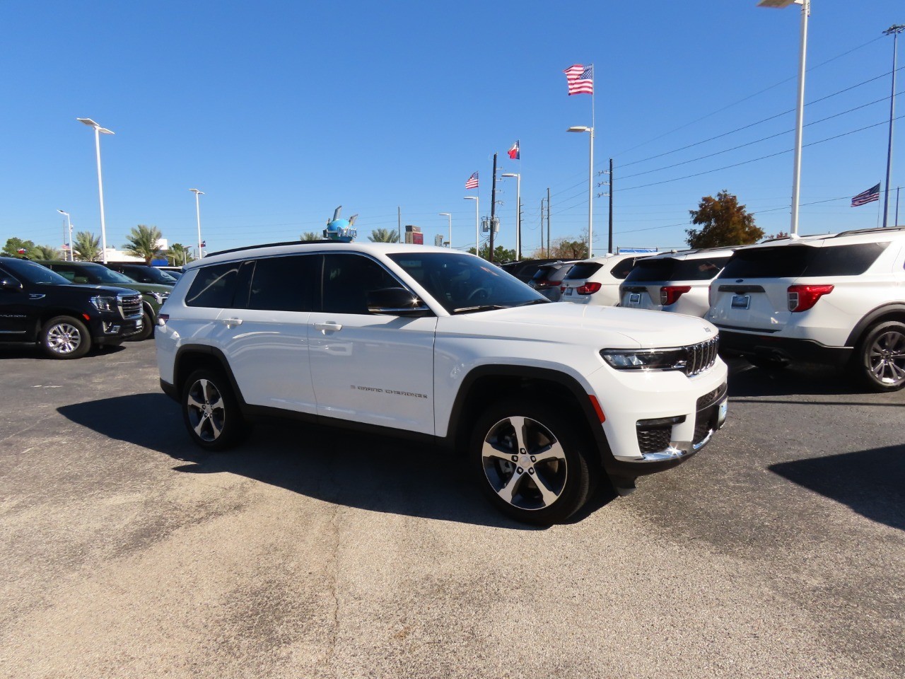 2024 Jeep Grand Cherokee L Limited Bright White Clearcoat at Planet Ford