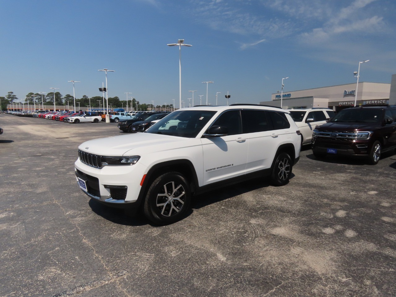 used 2024 Jeep Grand Cherokee L car, priced at $36,999