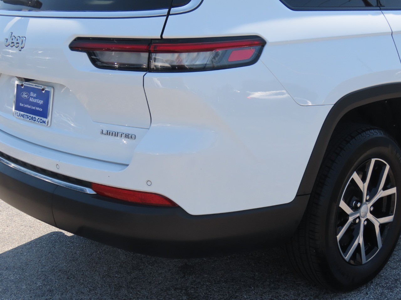 used 2024 Jeep Grand Cherokee L car, priced at $36,999