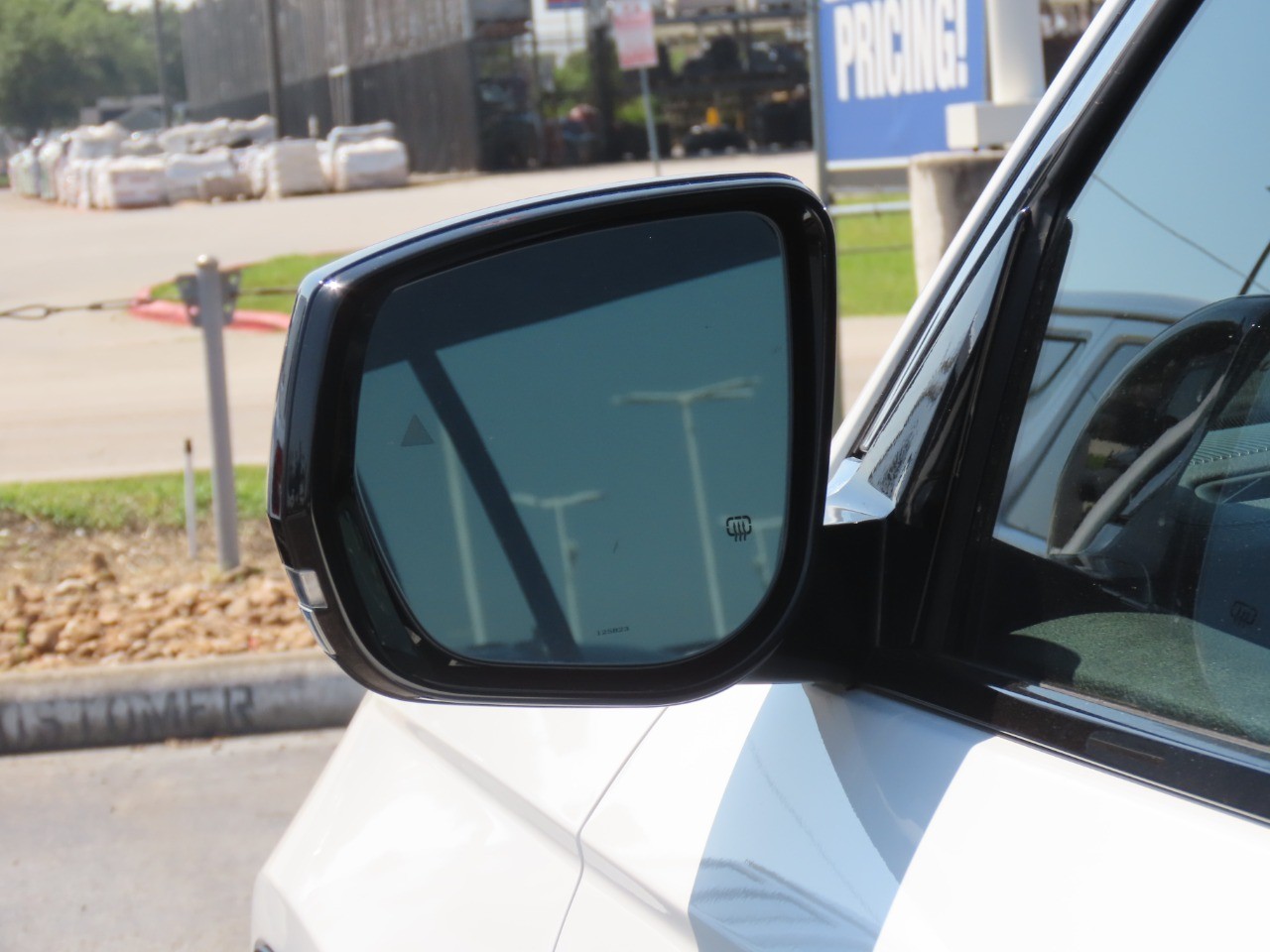 used 2024 Jeep Grand Cherokee L car, priced at $36,999