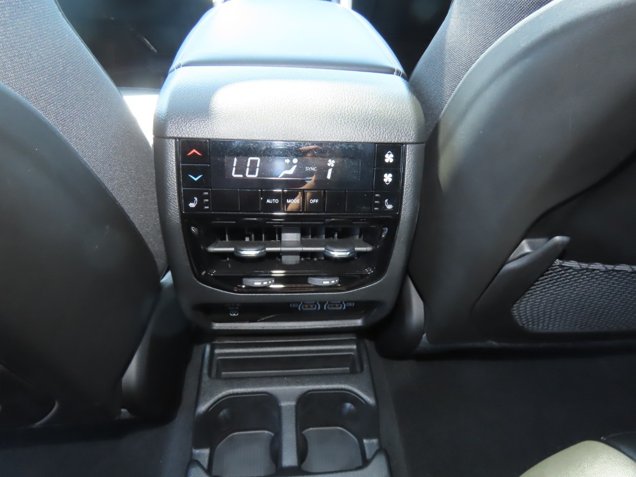 used 2024 Jeep Grand Cherokee L car, priced at $36,999