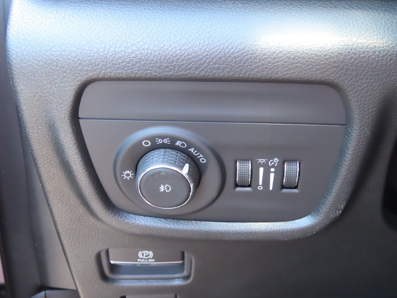 used 2024 Jeep Grand Cherokee L car, priced at $36,999