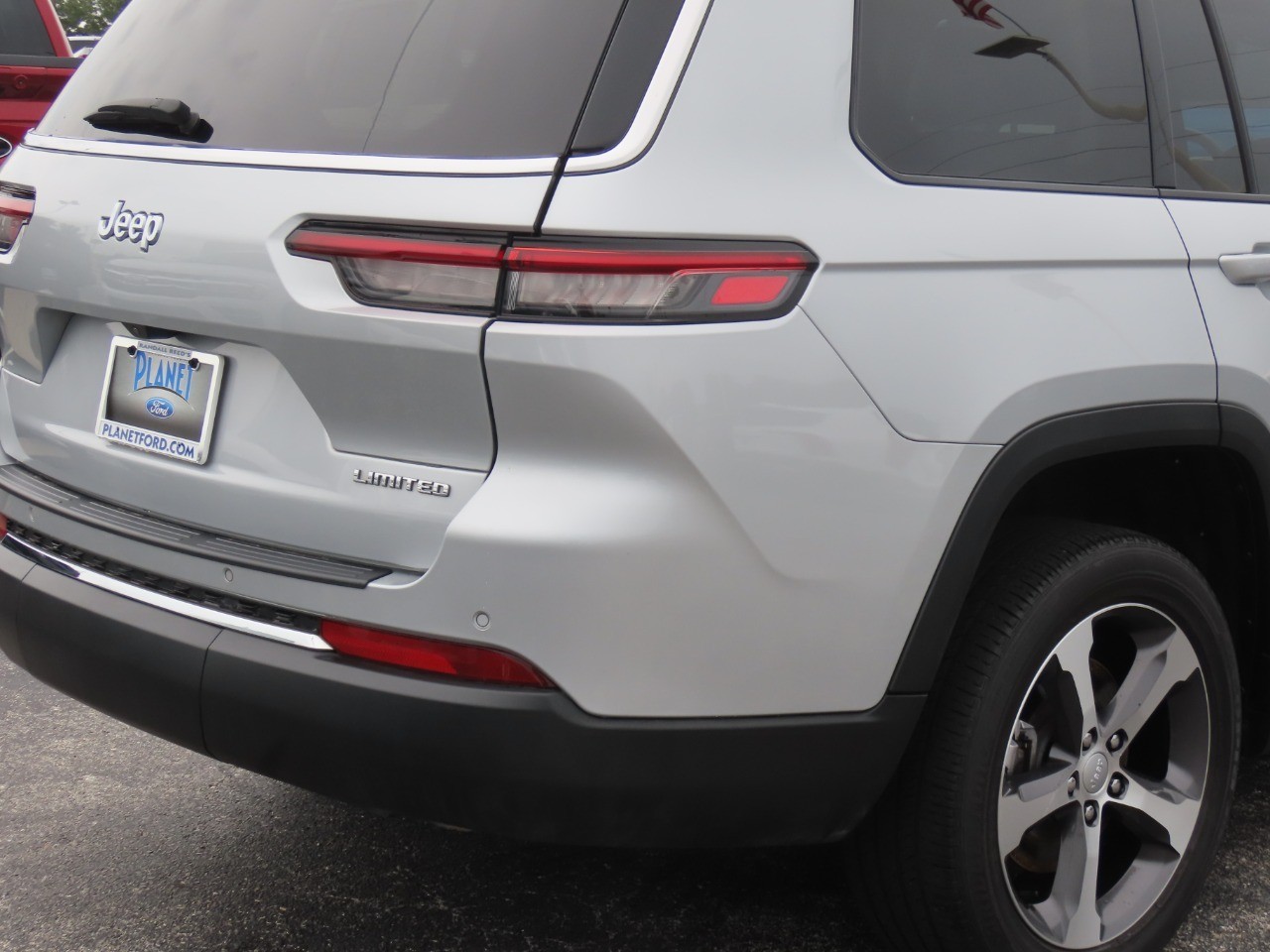 used 2023 Jeep Grand Cherokee L car, priced at $26,999