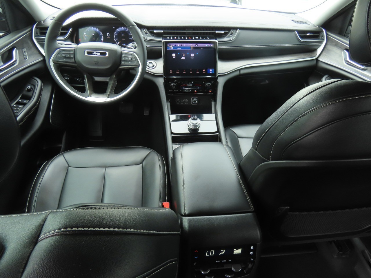 used 2023 Jeep Grand Cherokee L car, priced at $26,999