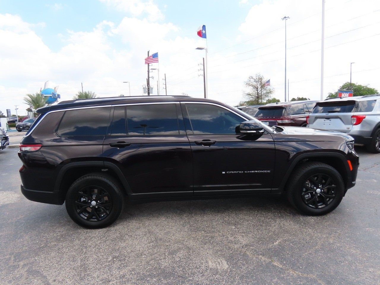 used 2022 Jeep Grand Cherokee L car, priced at $29,999