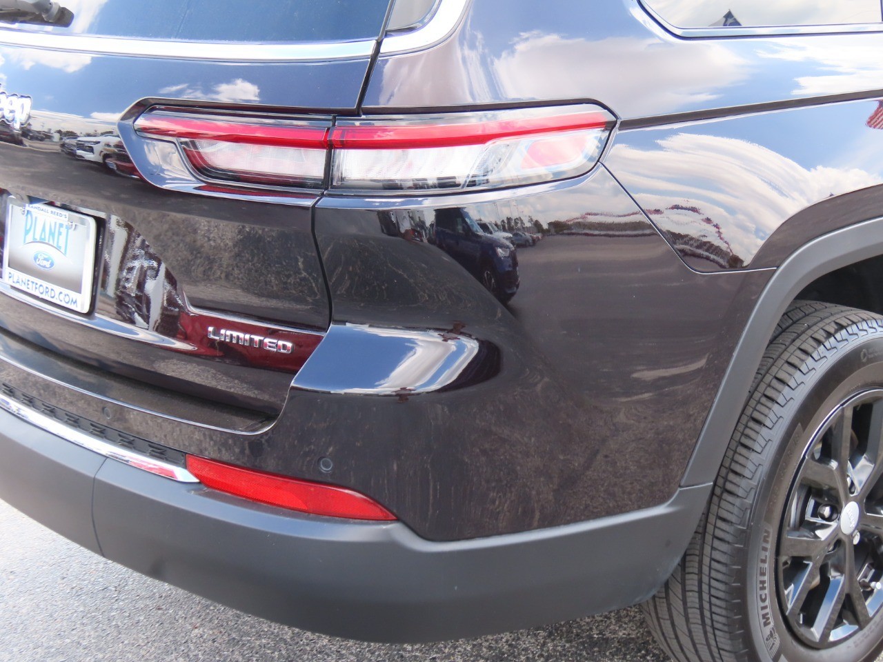 used 2022 Jeep Grand Cherokee L car, priced at $29,999