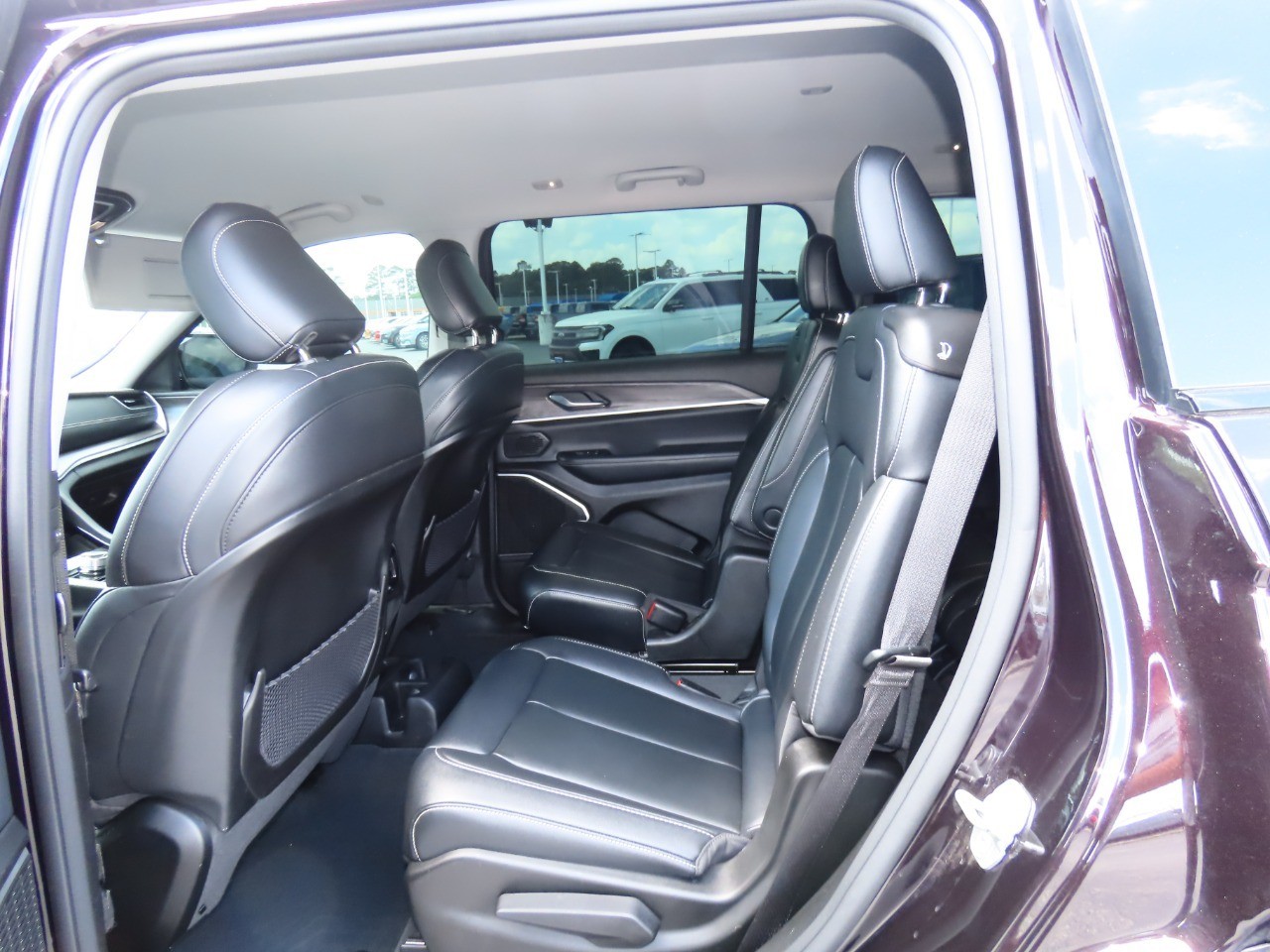 used 2022 Jeep Grand Cherokee L car, priced at $29,999