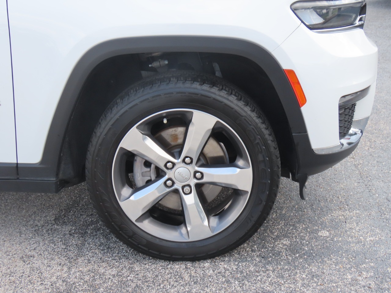 used 2022 Jeep Grand Cherokee L car, priced at $28,999