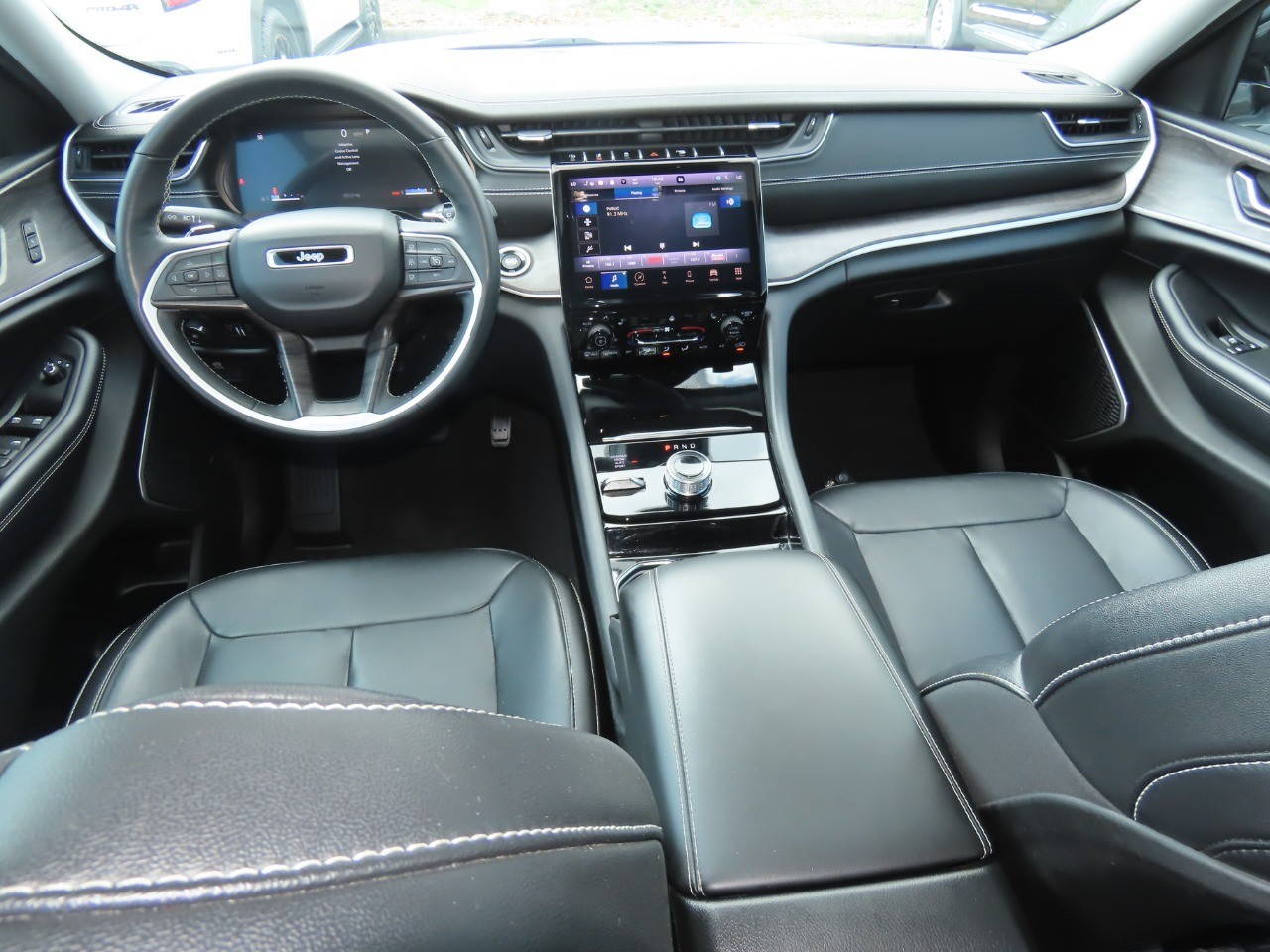 used 2022 Jeep Grand Cherokee L car, priced at $28,999
