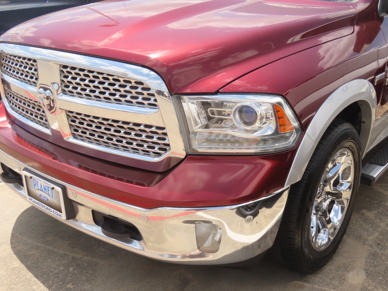 2016 Ram 1500 Laramie - 2