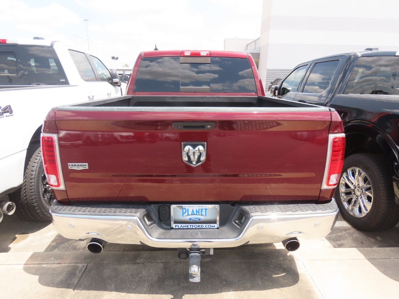 2016 Ram 1500 Laramie - 11