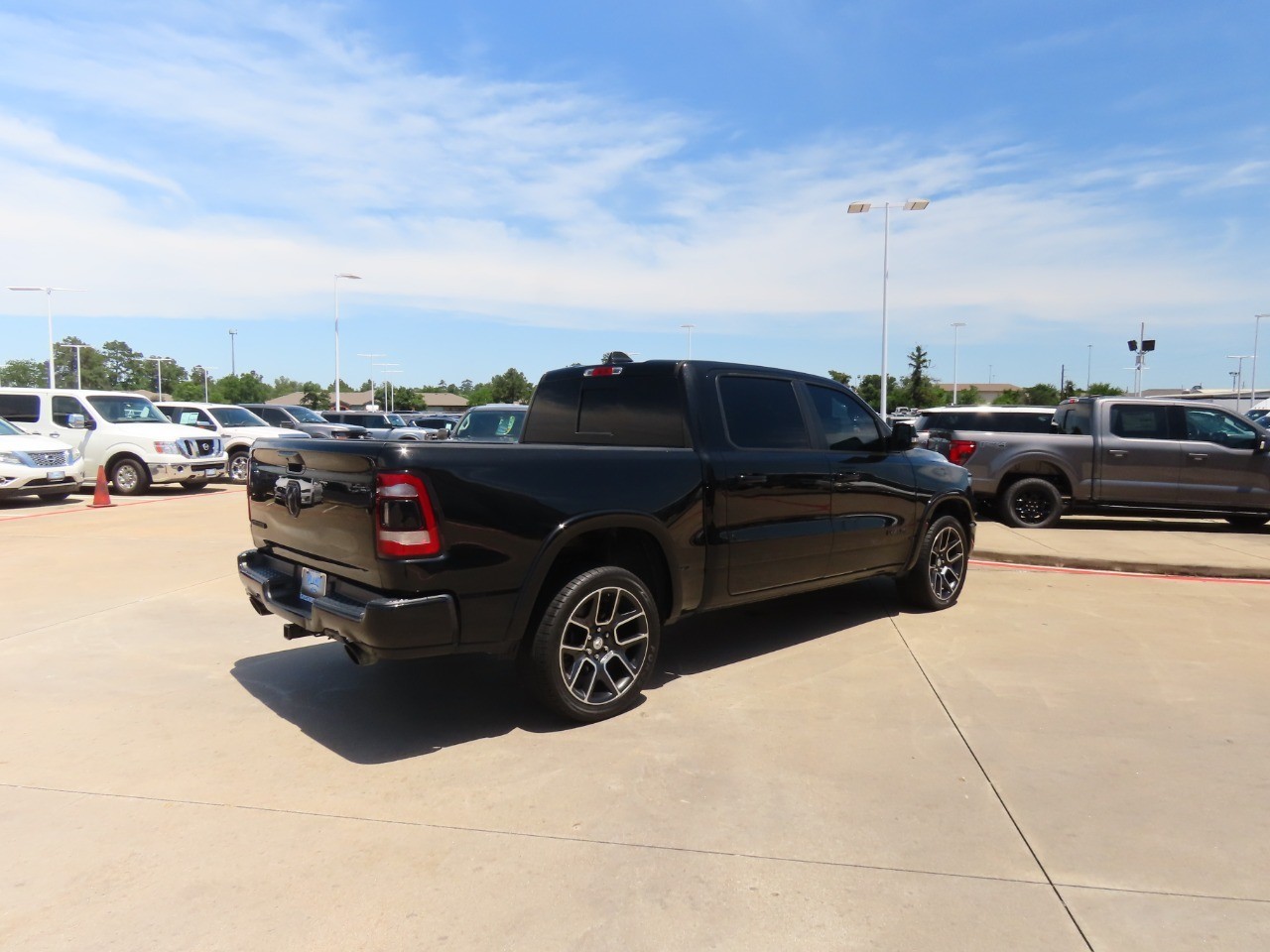 2019 RAM 1500 Laramie 4x2 Crew Cab 5'7 Box photo