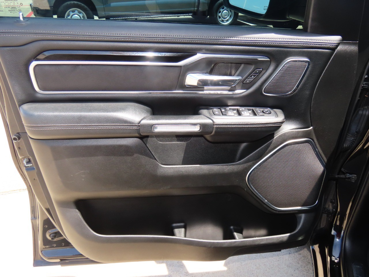 2019 RAM 1500 Laramie 4x2 Crew Cab 5'7 Box photo