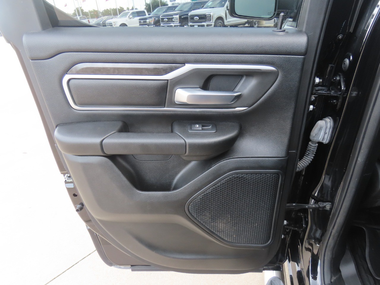 2021 Ram 1500 photo 19 of 32