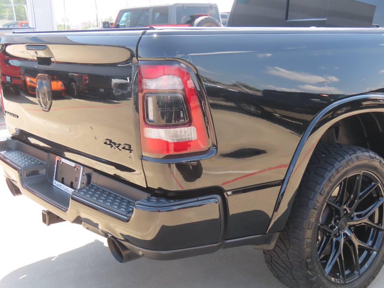 2023 Ram 1500 Limited - 11