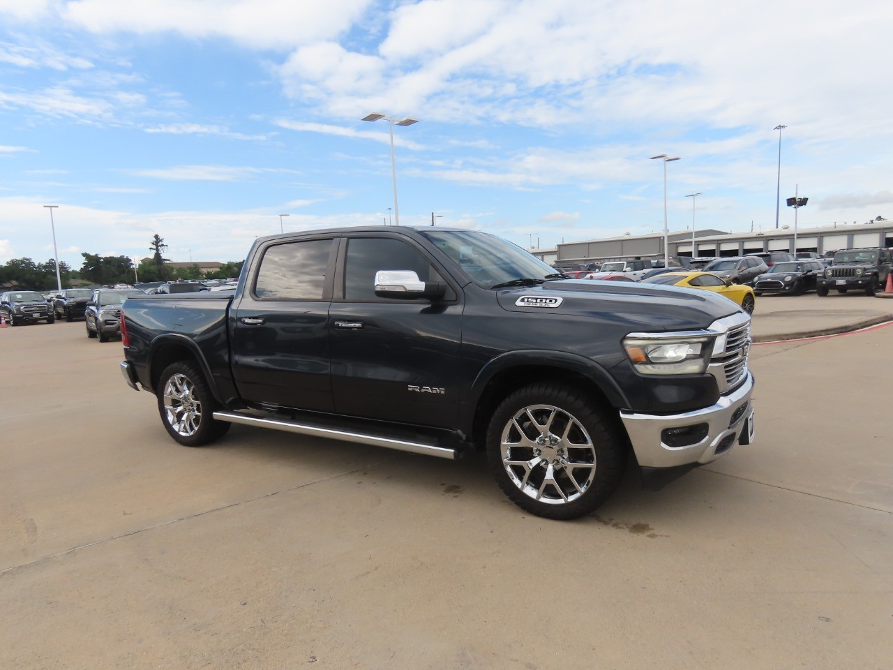 2020 Ram 1500 Laramie - 6