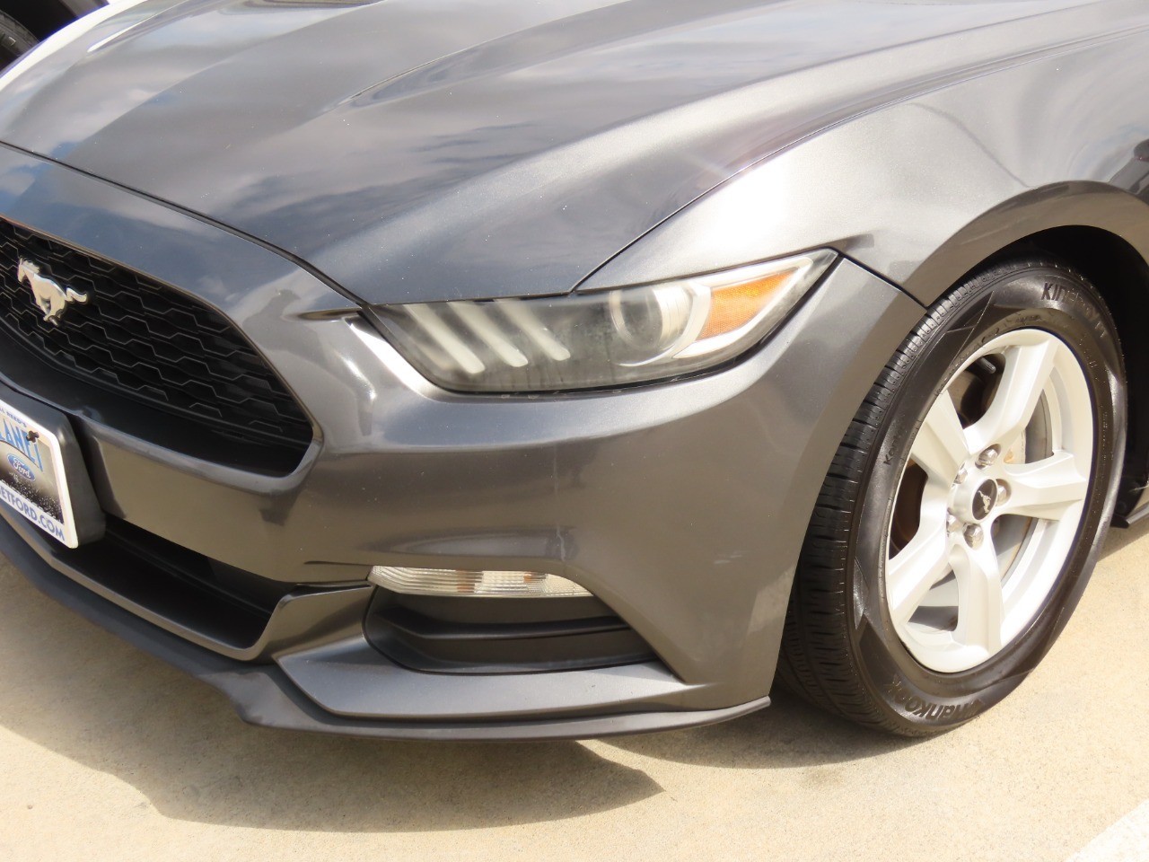 used 2016 Ford Mustang car
