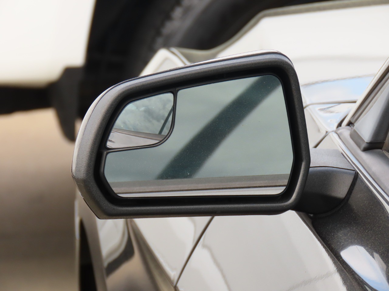 used 2016 Ford Mustang car