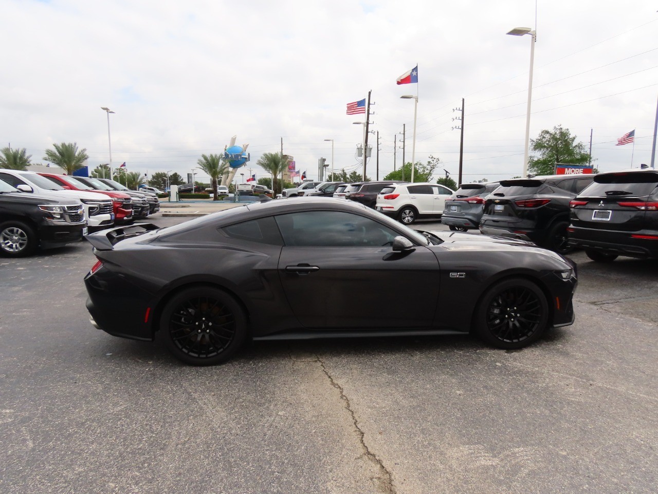 2024 Ford Mustang GT Premium - 9
