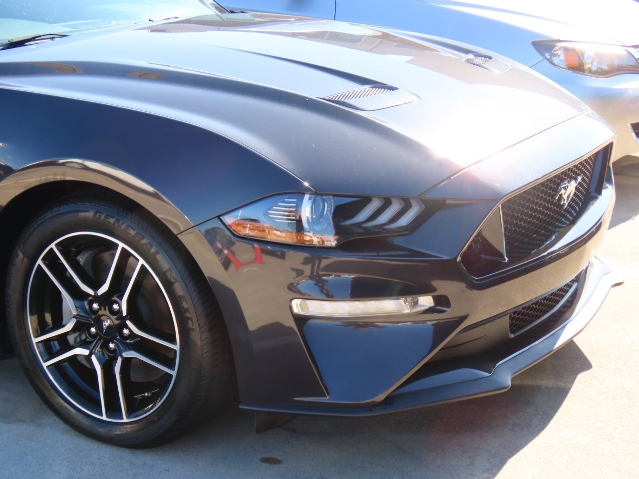 2022 Ford Mustang GT Premium - 4