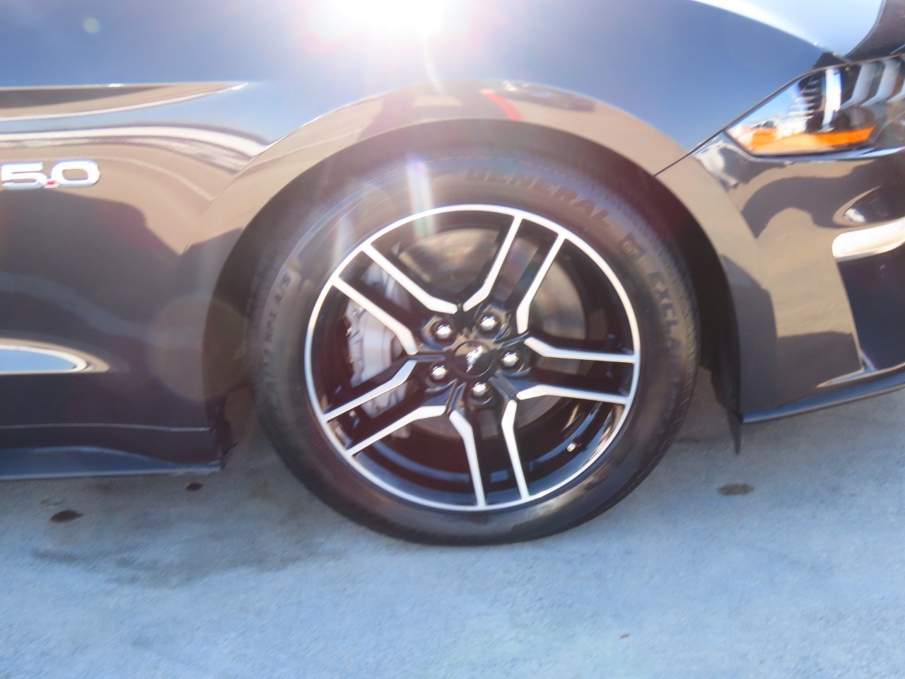 2022 Ford Mustang GT Premium - 6