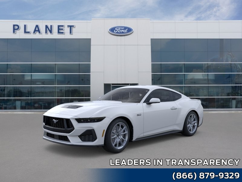 Oxford White 2026 Ford Mustang GT Premium Fastback RWD Coupe Rear-Wheel Drive 6-Speed Manual
