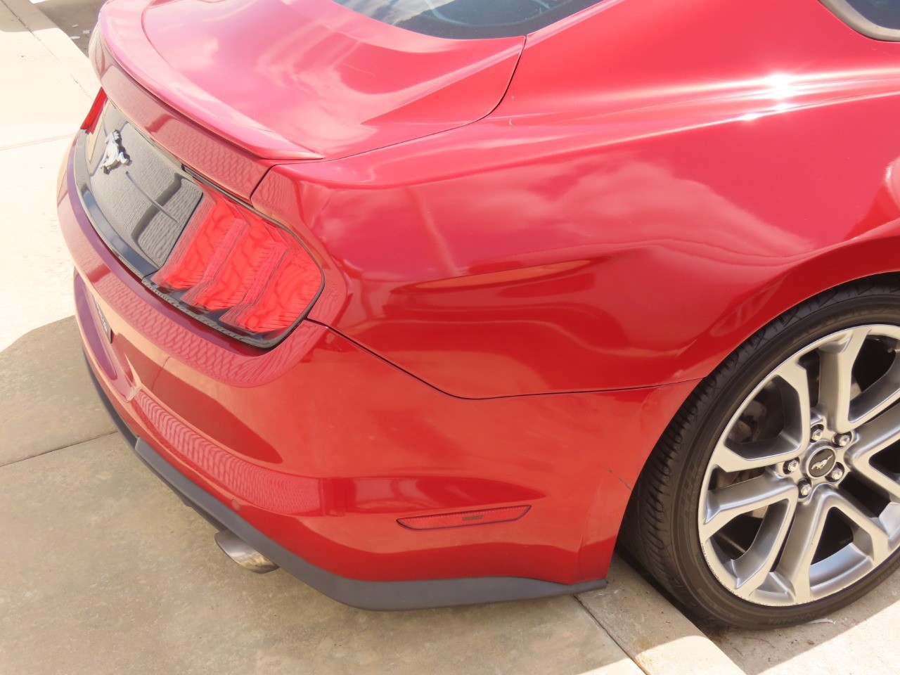 2020 Ford Mustang photo 11 of 19
