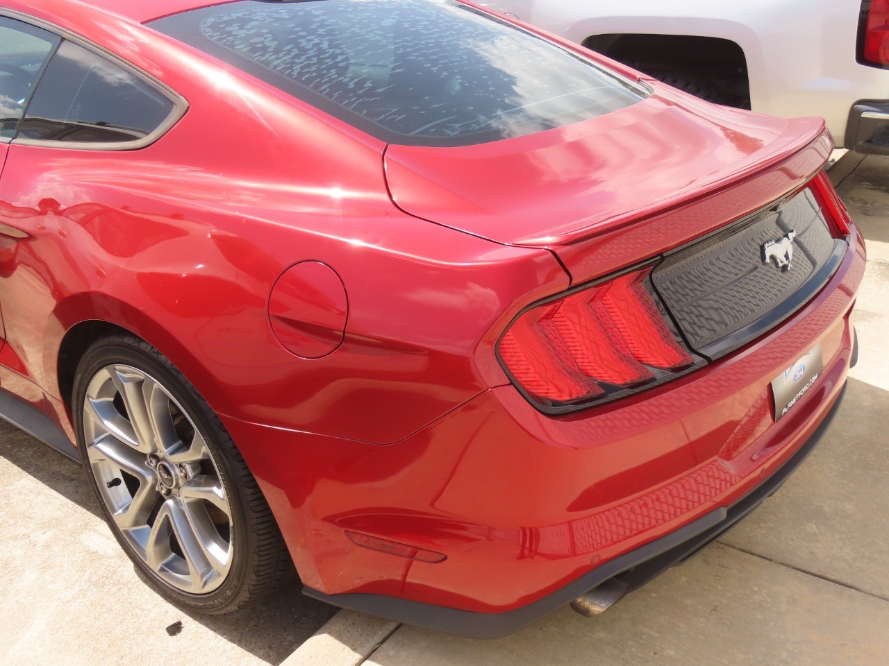 2020 Ford Mustang photo 12 of 19