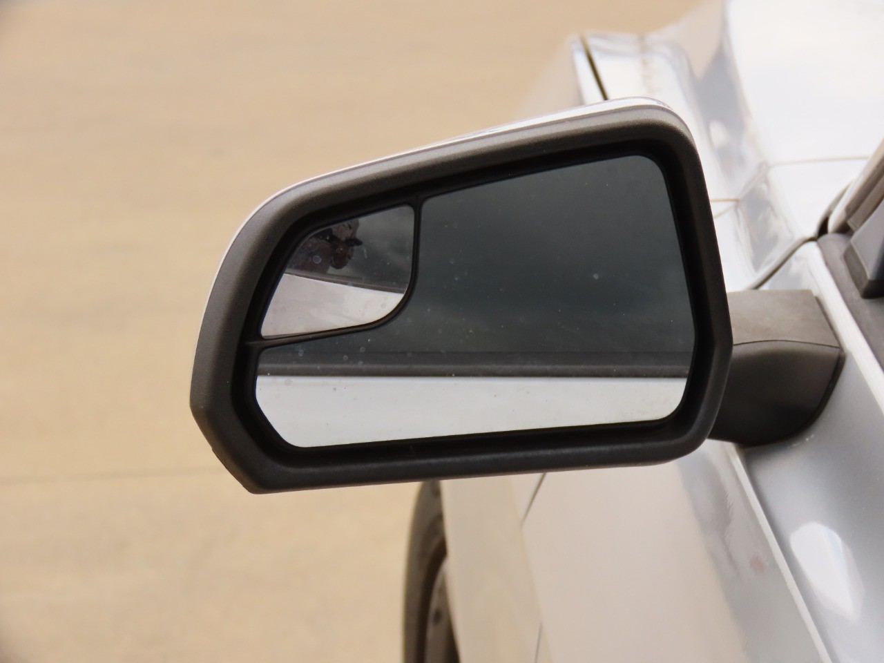 used 2015 Ford Mustang car