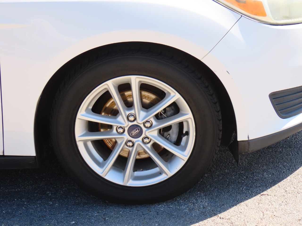 used 2015 Ford Focus car, priced at $4,999