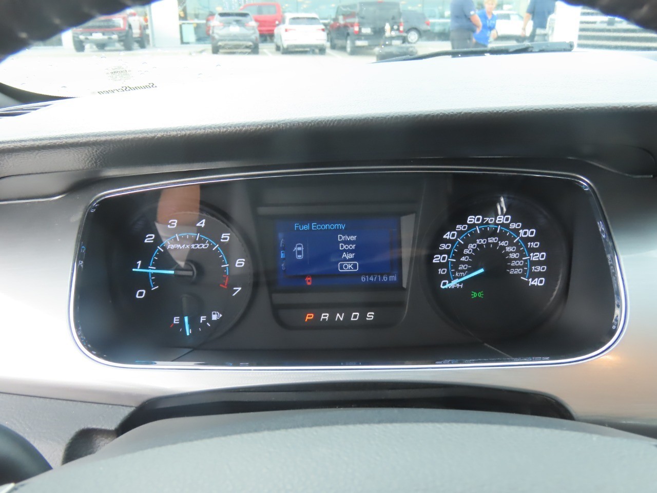 2017 Ford Taurus photo 27 of 29