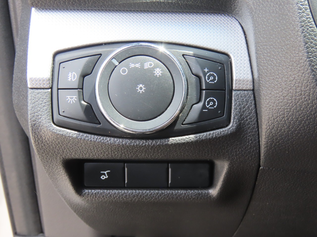 used 2013 Ford Explorer car, priced at $6,999