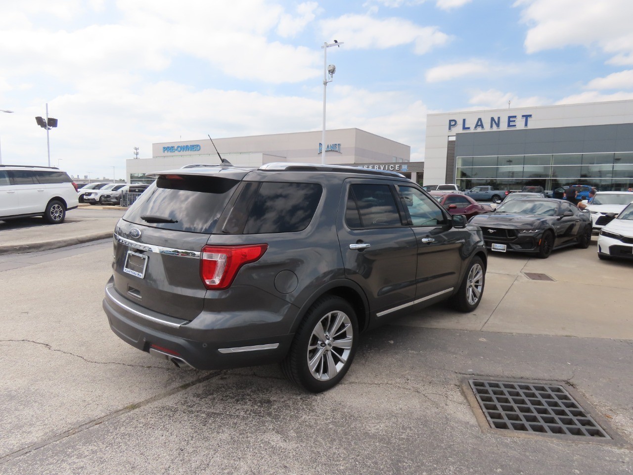 2018 Ford Explorer Limited - 10