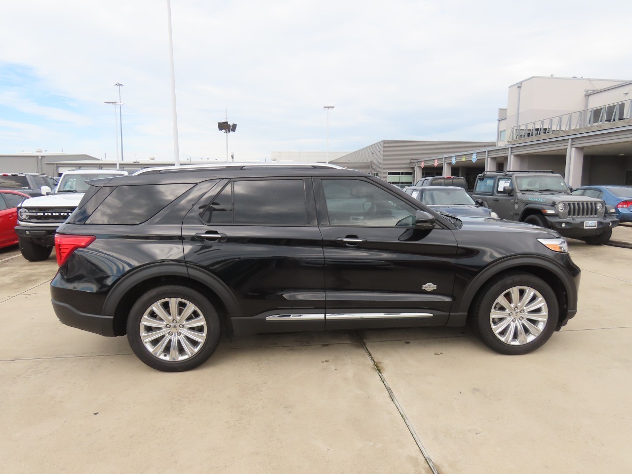 2022 Ford Explorer King Ranch - 9