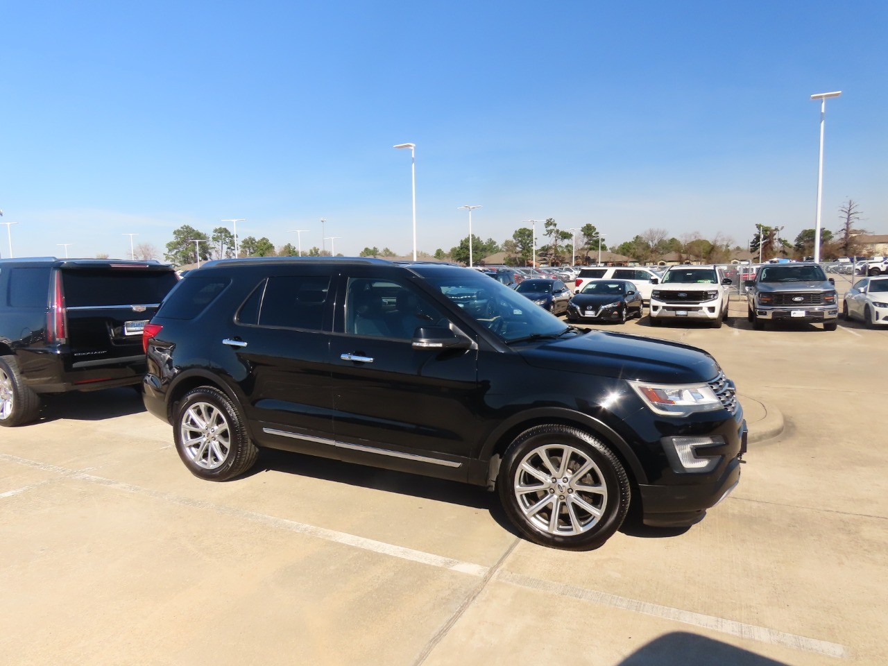 used 2017 Ford Explorer car