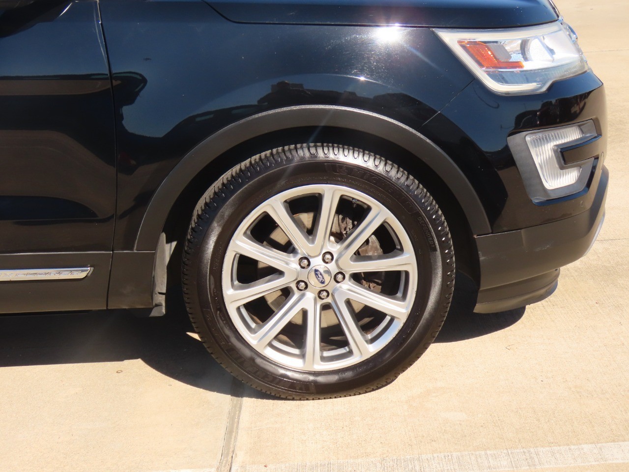 used 2017 Ford Explorer car