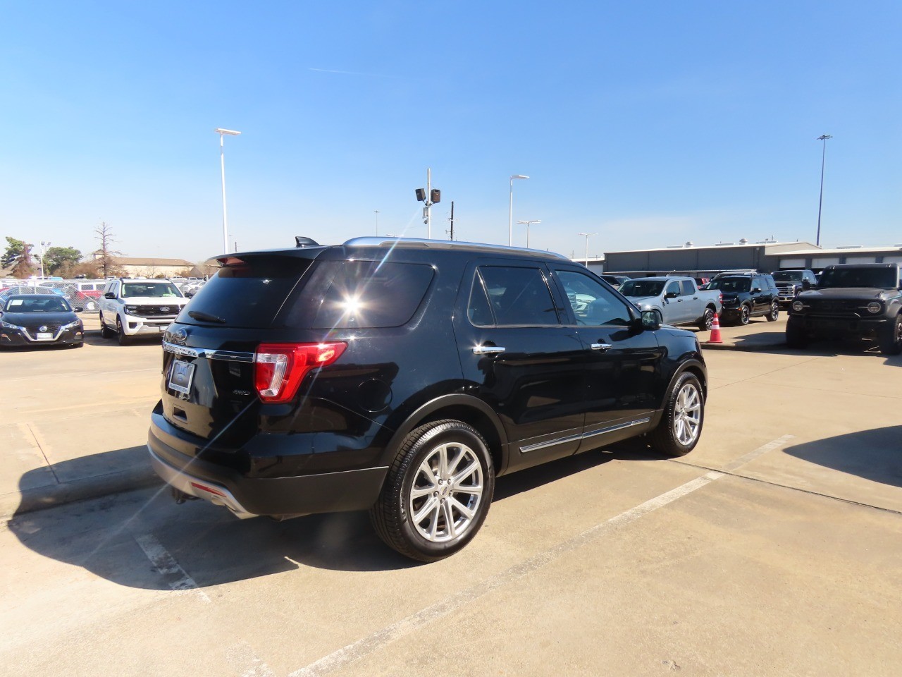 used 2017 Ford Explorer car